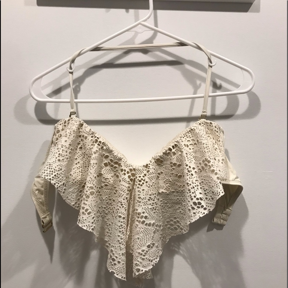 Mossimo cream bikini top with removable straps